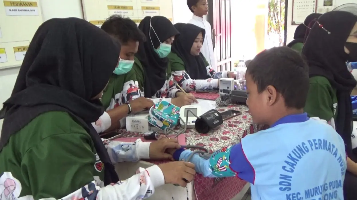 Pantau Kesehatan Anak Sekolah, Puskesmas Mabuun Gelar PKG di SDN Cakung Permata
