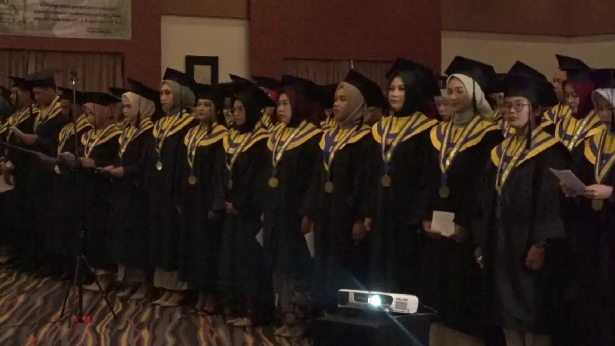 Beasiswa 1.000 Sarjana Sasar Mahasiswa Kurang Mampu & Umum