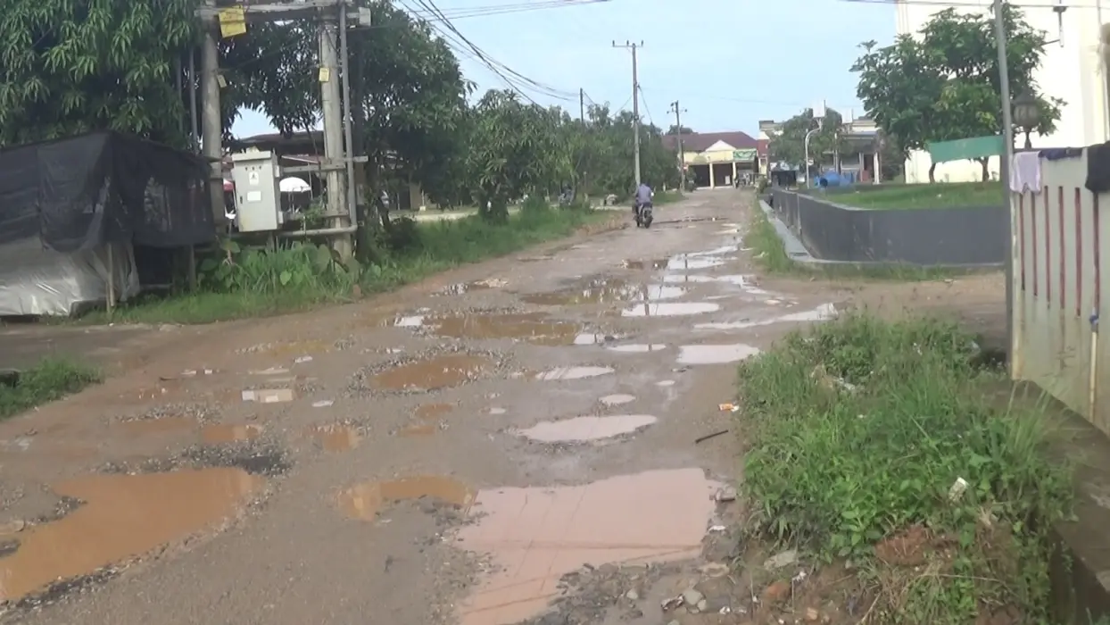 Alami Rusak Parah, Jalan Komplek Linda Regency 5 Dipastikan Diperbaiki Tahun Ini