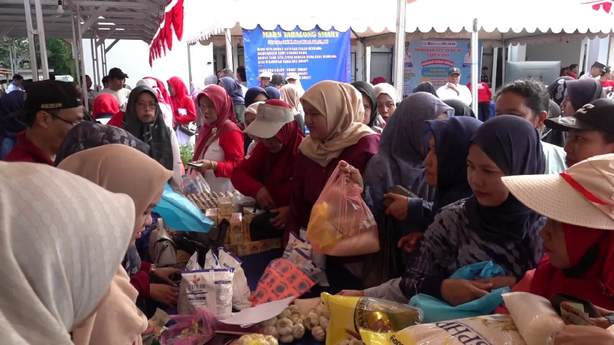 Gerakan Pangan Murah Tabalong, Ribuan Warga Serbu Stand Sembako