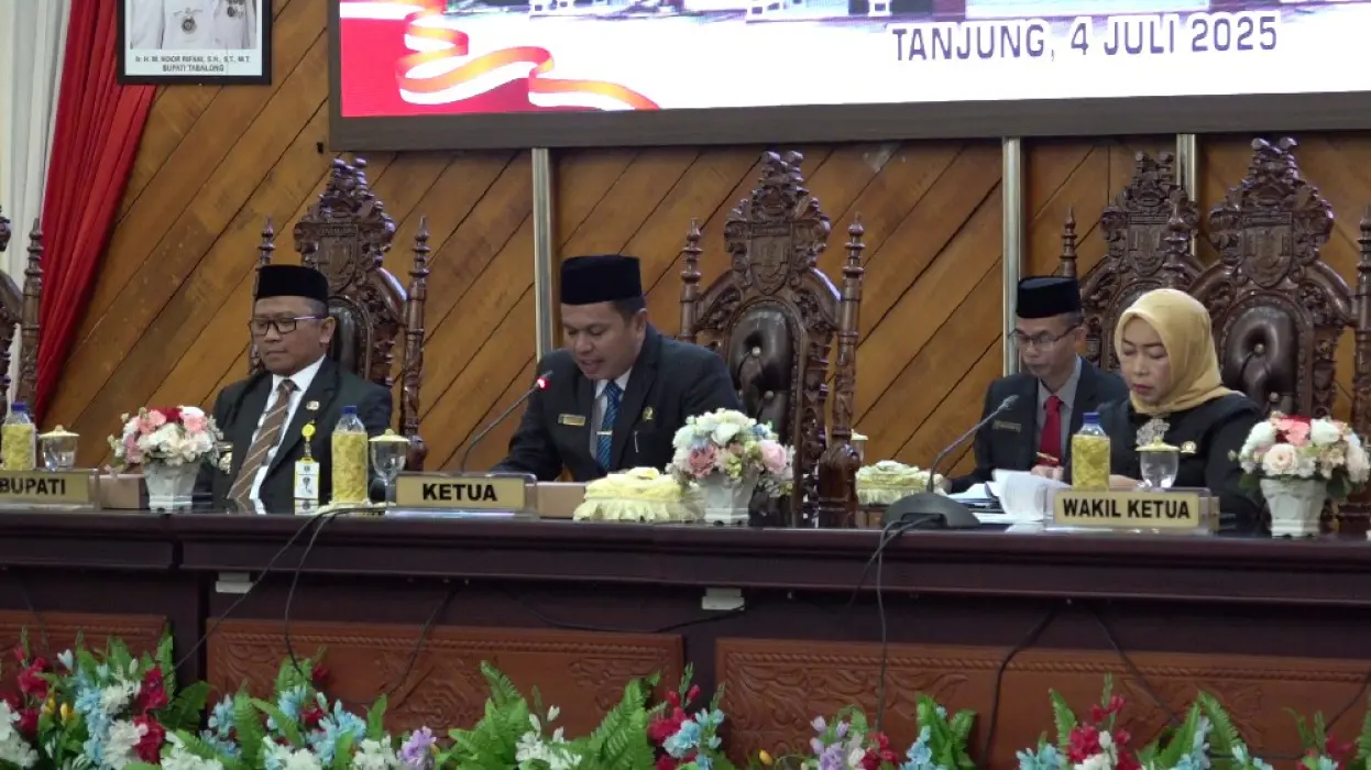 DPRD Tabalong Paripurnakan Dua Raperda APBD, Fraksi Beri Sejumlah Catatan